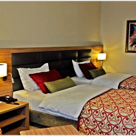Bandırma Grand Asya Hotel מראה חיצוני תמונה