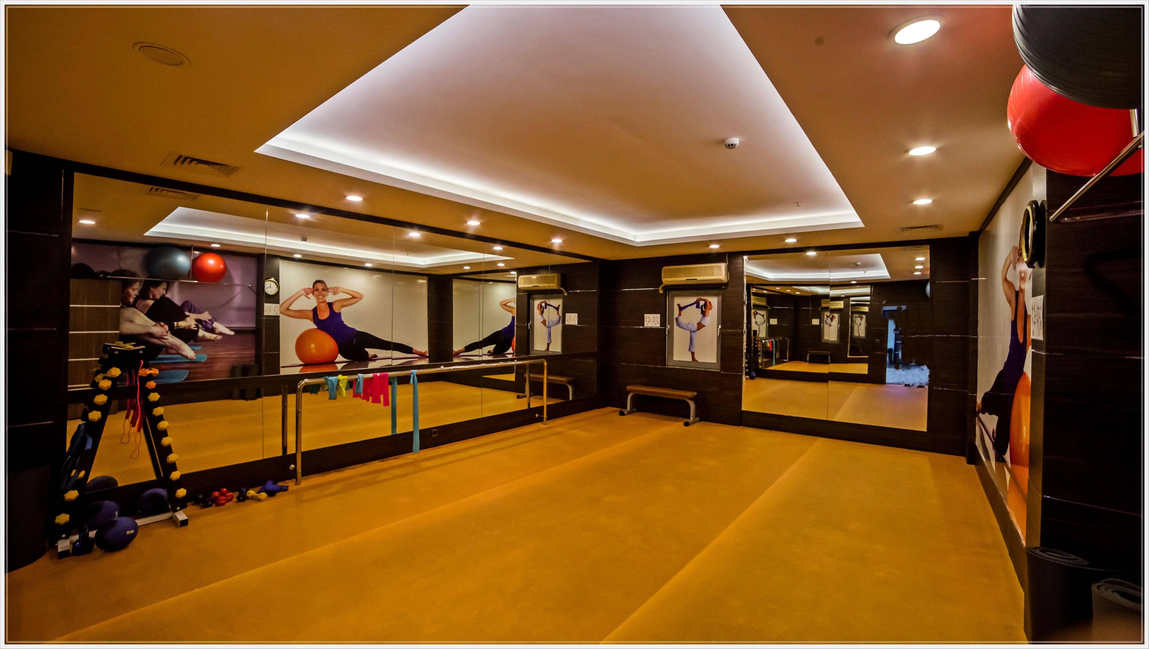 Bandırma Grand Asya Hotel מראה חיצוני תמונה