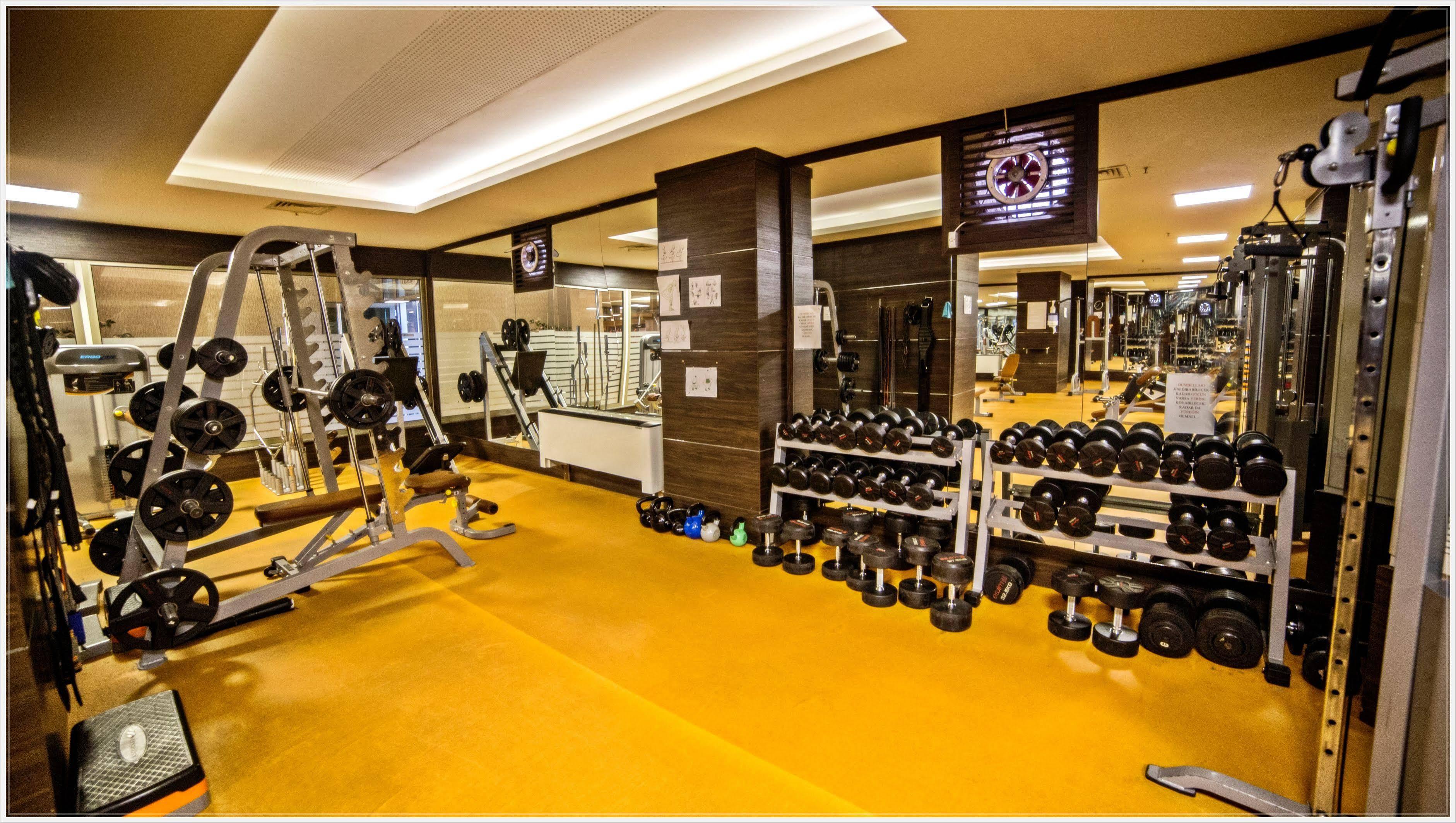 Bandırma Grand Asya Hotel מראה חיצוני תמונה